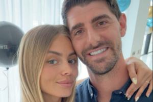 去沙特就离婚？库尔图瓦妻子辟谣：别相信网络，祝我老公生日快乐