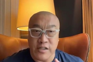 马健：后卫线天赋溢出，马刺4年2.29亿续约福克斯！贵了吗？