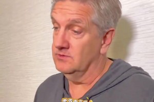 真爱❤！国米旧将丹布携家人出现在梅阿查感受夺冠时刻